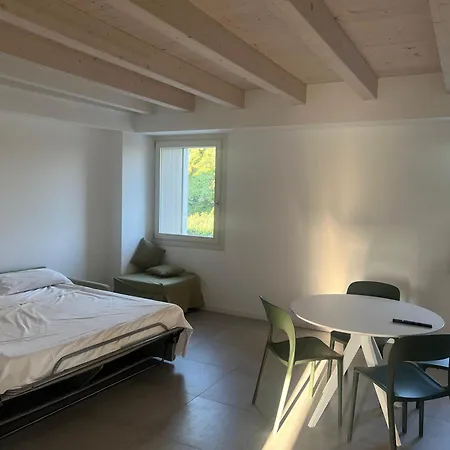 Le Casette Due アパート Pacengo Di Lazise